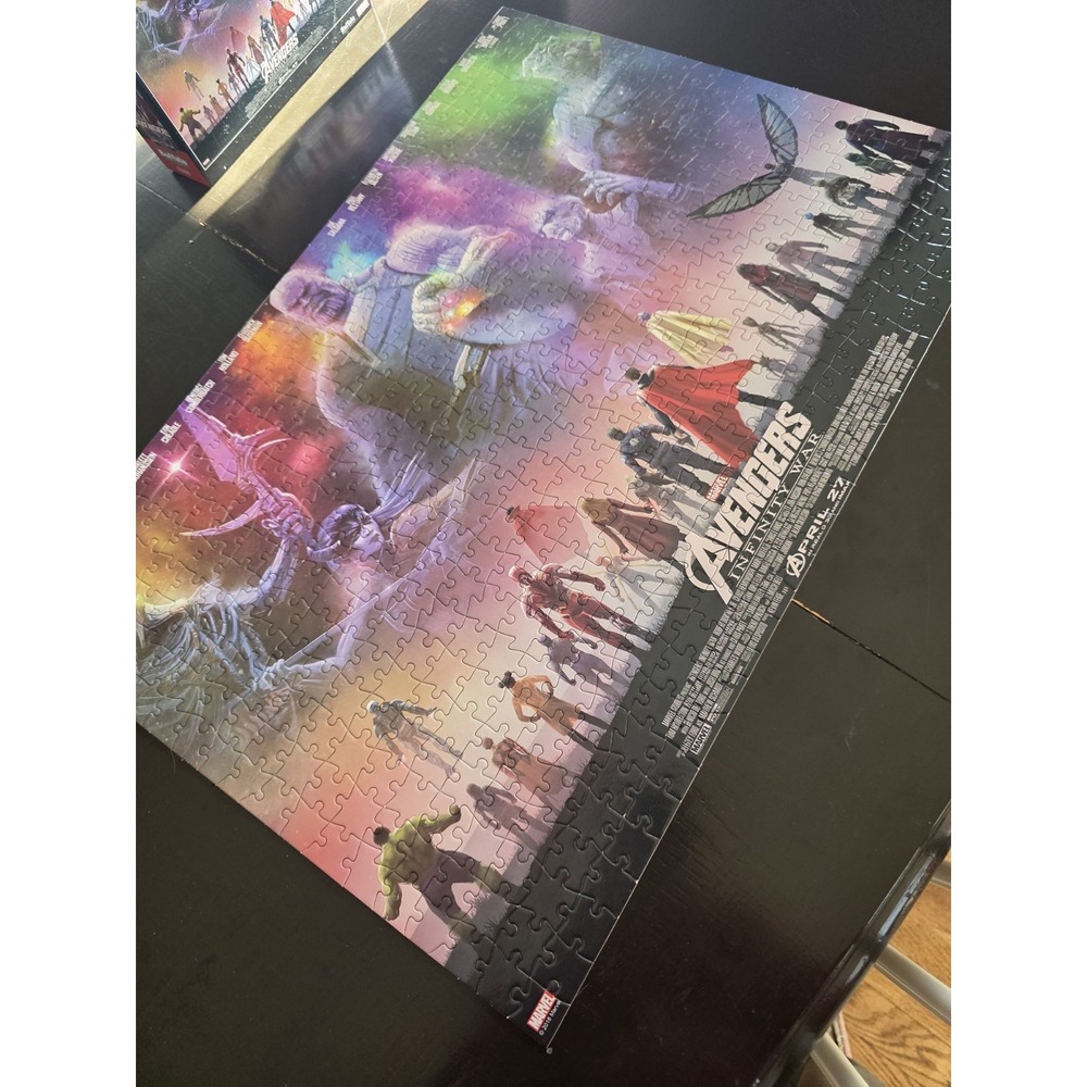 500 Piece PUZZLE "Advengers Infinity War" Marvel/Buffalo Games 21.25" x 15"